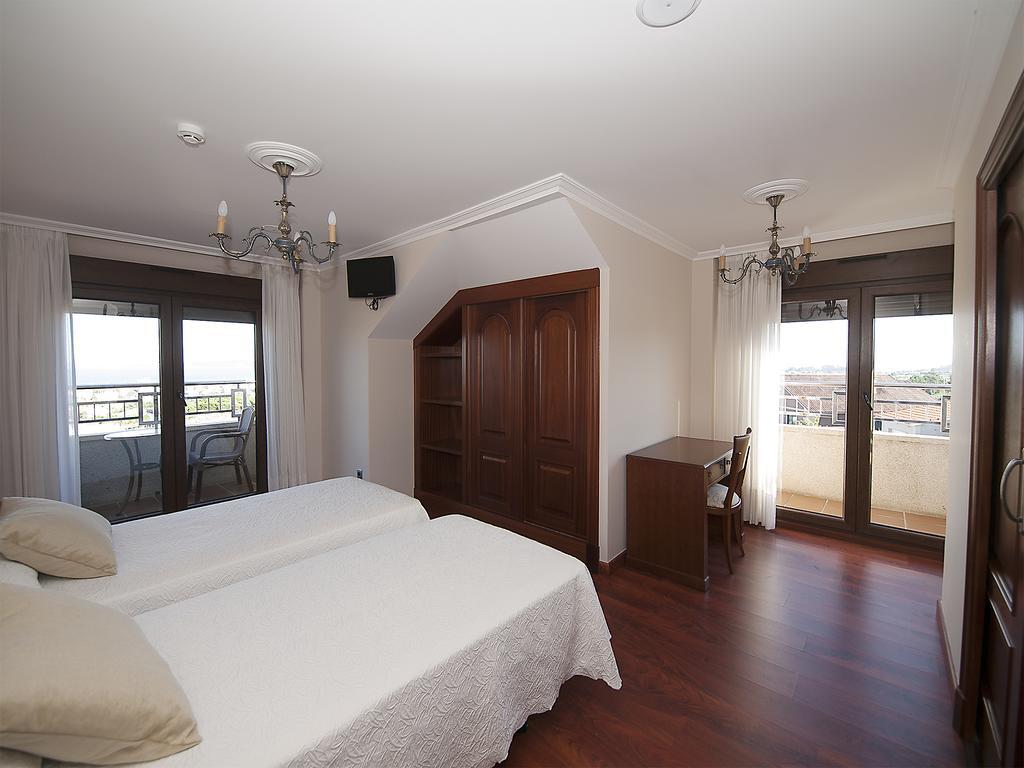 Pension Residencia A Cruzan (Adults Only) Noalla  Kültér fotó