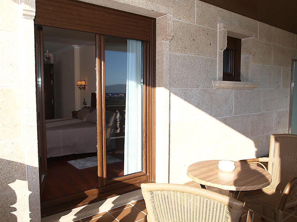 Pension Residencia A Cruzan (Adults Only) Noalla  Kültér fotó