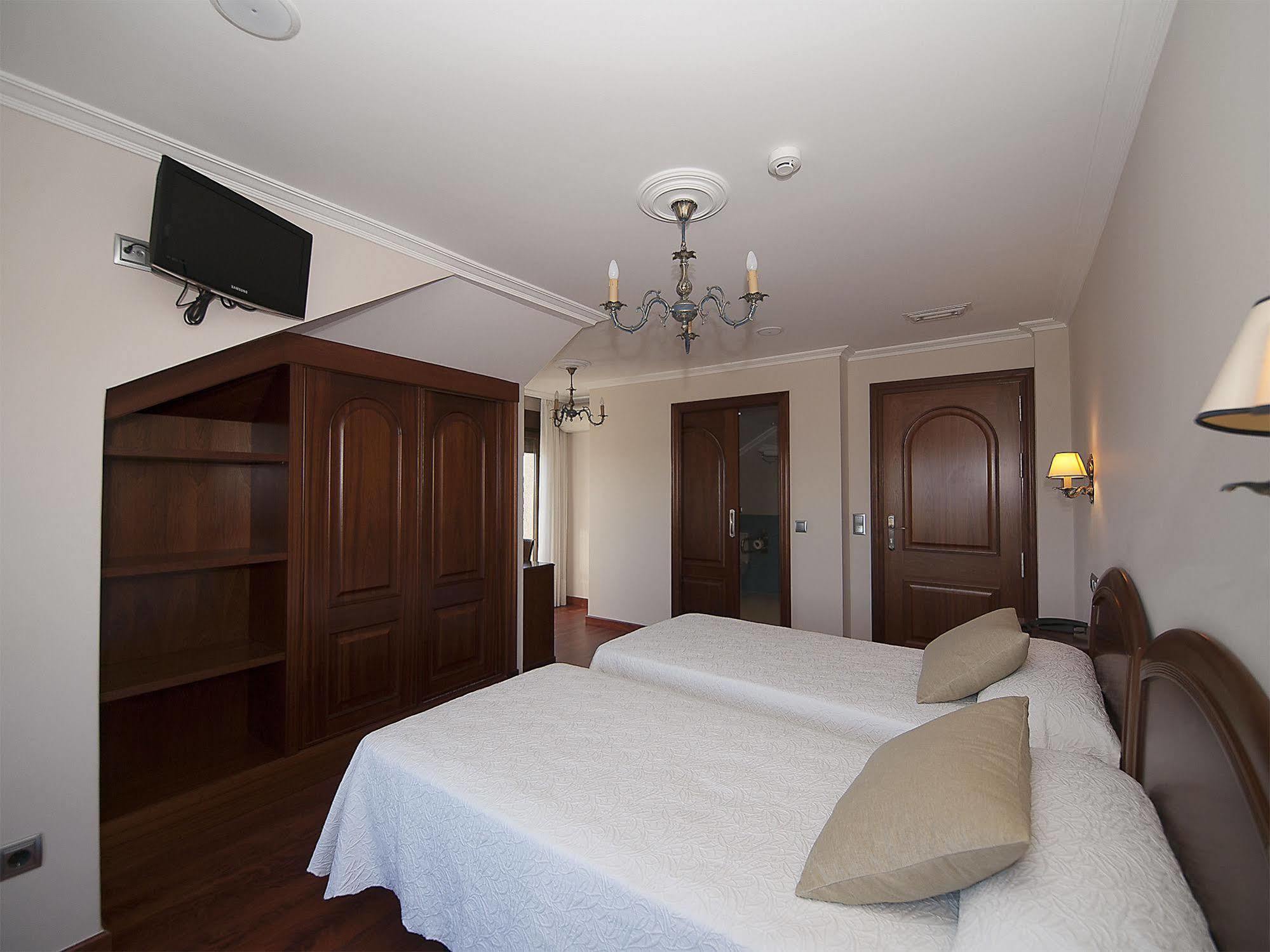 Pension Residencia A Cruzan (Adults Only) Noalla  Kültér fotó