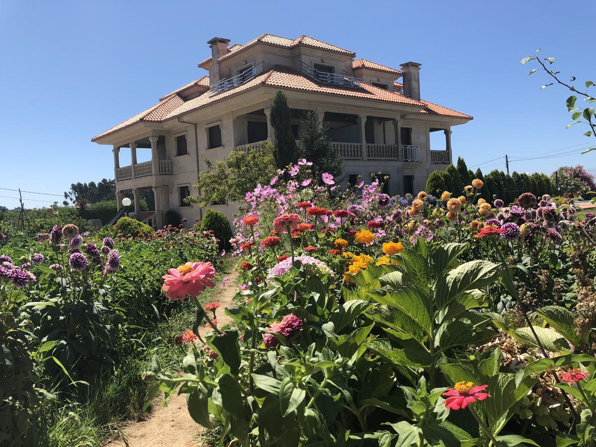 Pension Residencia A Cruzan (Adults Only) Noalla  Kültér fotó